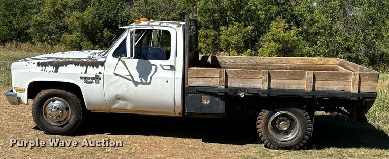 image for item DX1355 1988 Chevrolet Custom Deluxe 30 flatbed pickup truck