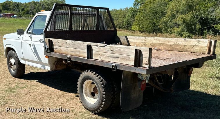 image for item DX1356 1984 Ford F350 dump flatbed pickup truck