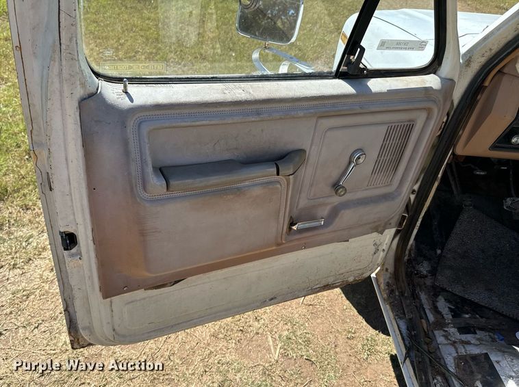 image for item DX1356 1984 Ford F350 dump flatbed pickup truck