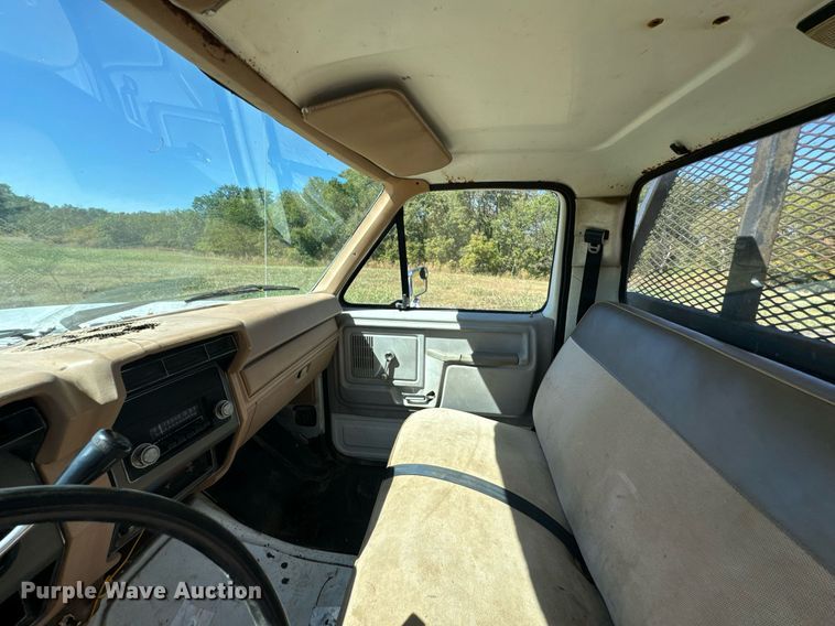 image for item DX1356 1984 Ford F350 dump flatbed pickup truck