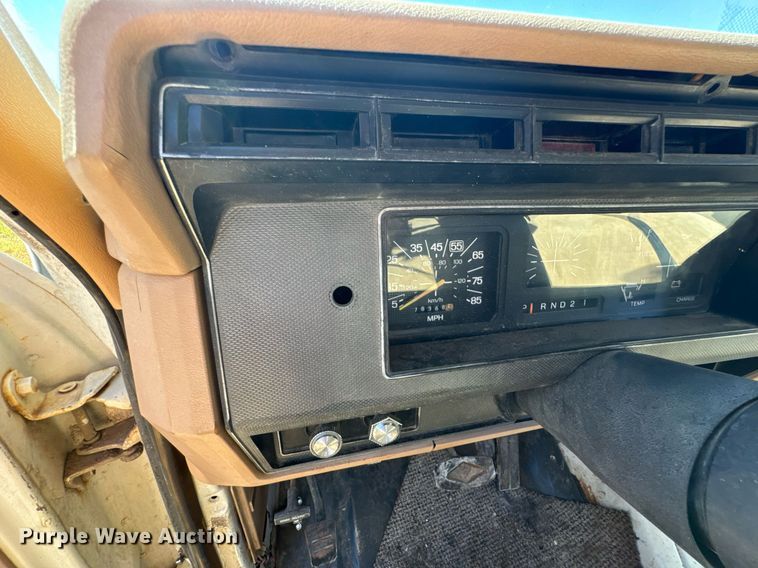 image for item DX1356 1984 Ford F350 dump flatbed pickup truck