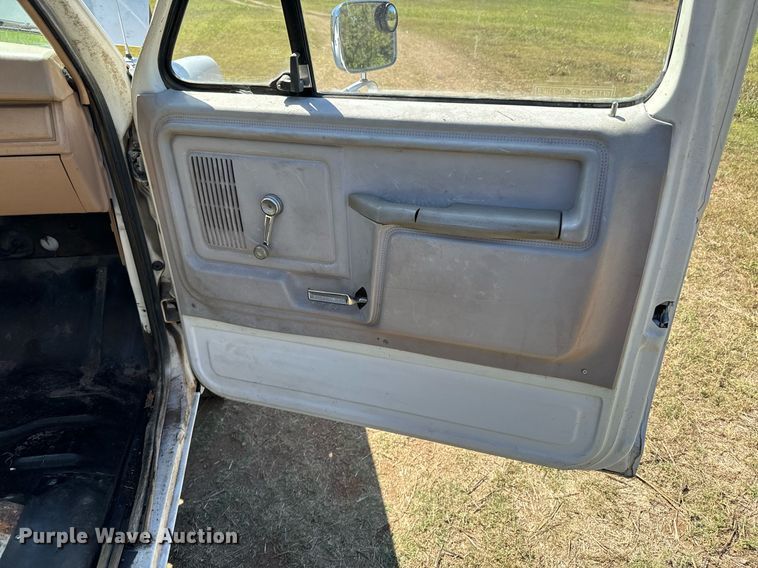 image for item DX1356 1984 Ford F350 dump flatbed pickup truck