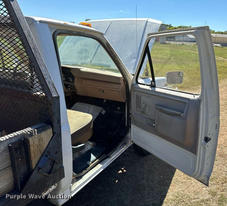 image for item DX1356 1984 Ford F350 dump flatbed pickup truck