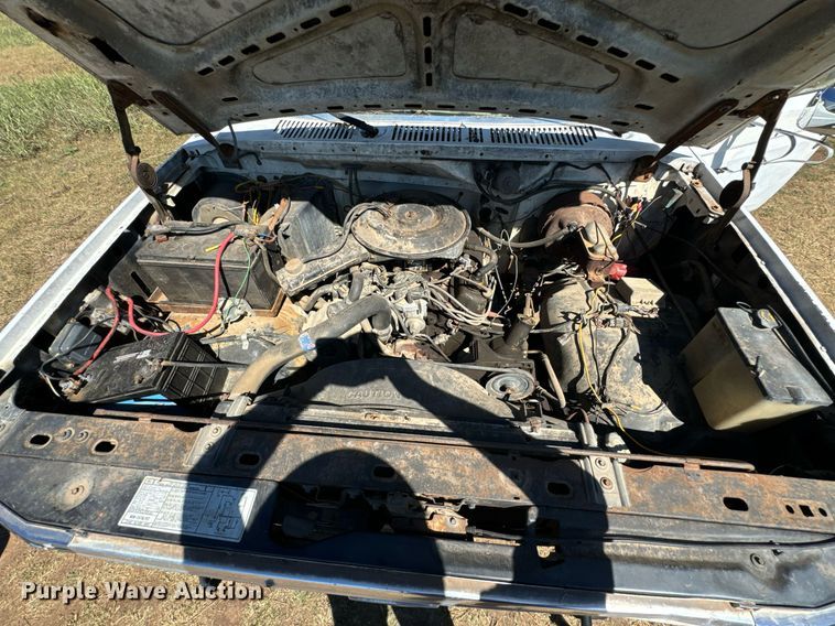 image for item DX1356 1984 Ford F350 dump flatbed pickup truck
