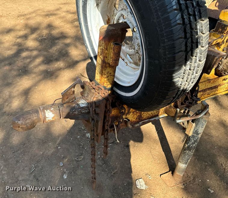 image for item DX1363 1993 Vermeer 206 stump grinder