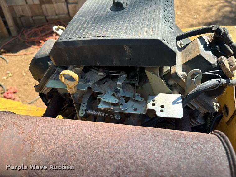 image for item DX1363 1993 Vermeer 206 stump grinder