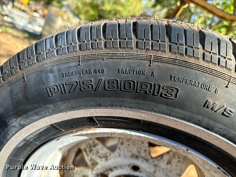 image for item DX1363 1993 Vermeer 206 stump grinder