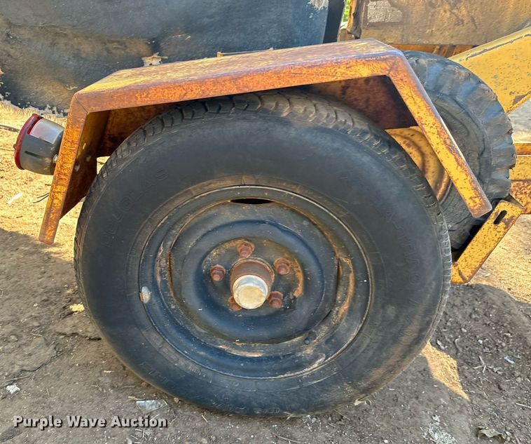 image for item DX1363 1993 Vermeer 206 stump grinder