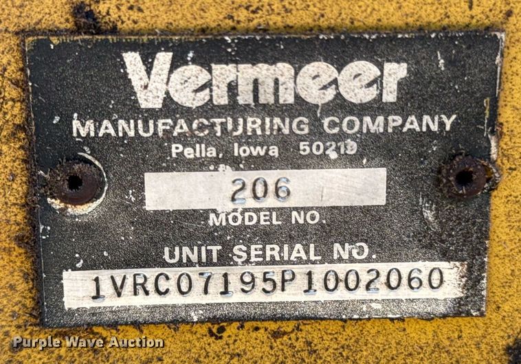 image for item DX1363 1993 Vermeer 206 stump grinder