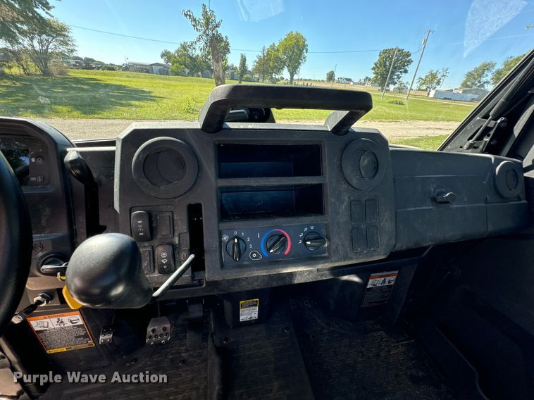 image for item DX1365 2020 John Deere XUV835M utility vehicle