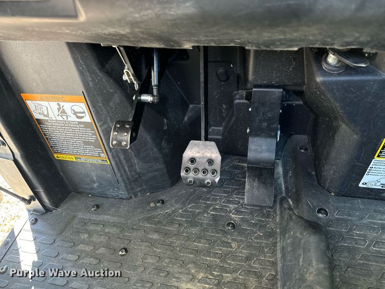 image for item DX1365 2020 John Deere XUV835M utility vehicle