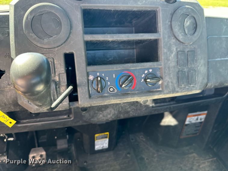 image for item DX1365 2020 John Deere XUV835M utility vehicle