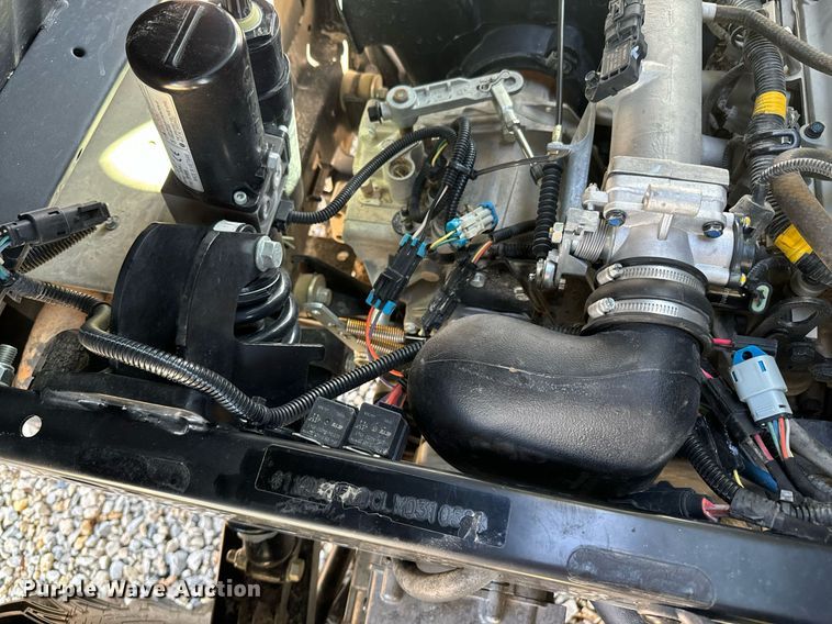 image for item DX1365 2020 John Deere XUV835M utility vehicle