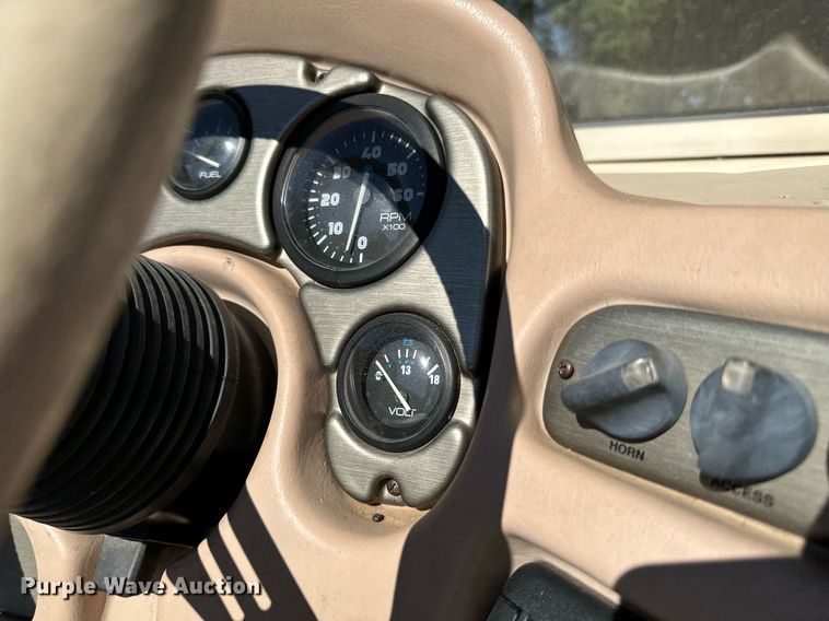 image for item DX1394 1999 Alumacraft TS175 boat