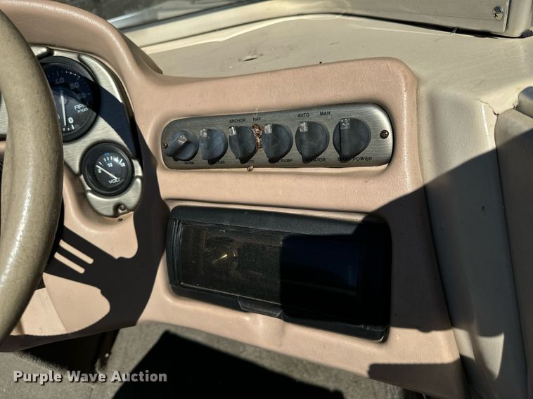 image for item DX1394 1999 Alumacraft TS175 boat