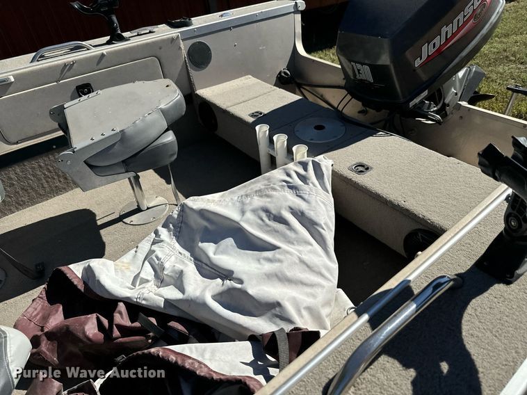 image for item DX1394 1999 Alumacraft TS175 boat