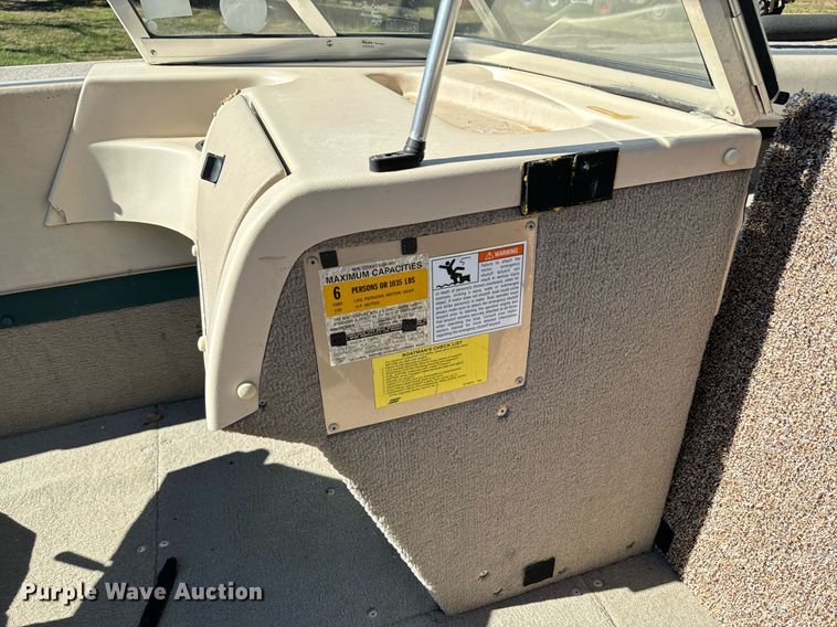 image for item DX1394 1999 Alumacraft TS175 boat