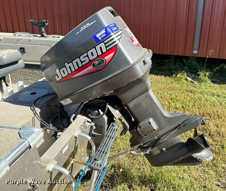 image for item DX1394 1999 Alumacraft TS175 boat