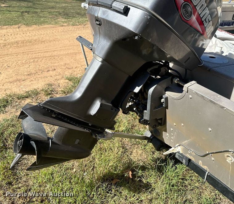 image for item DX1394 1999 Alumacraft TS175 boat