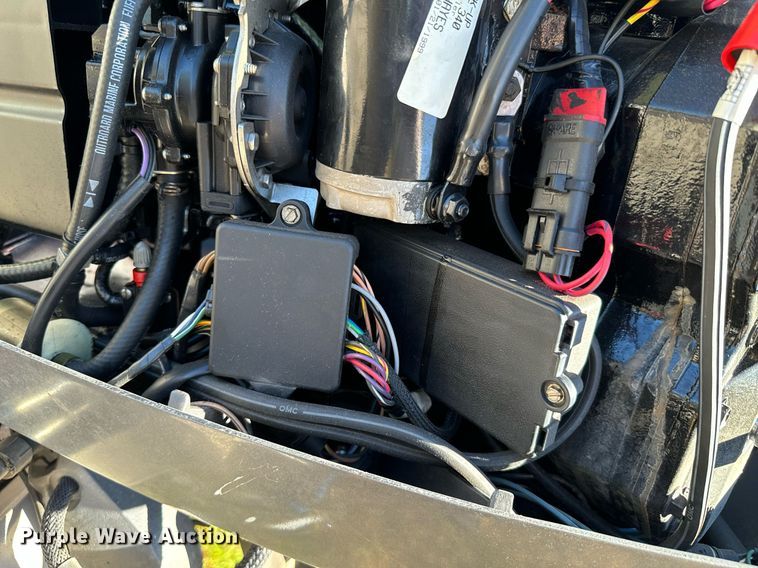 image for item DX1394 1999 Alumacraft TS175 boat