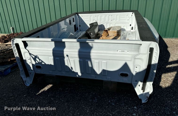 image for item DX3609 2024 Ford F350 pickup truck bed