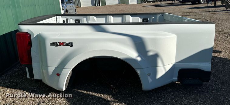 image for item DX3609 2024 Ford F350 pickup truck bed