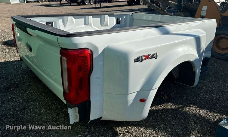 image for item DX3609 2024 Ford F350 pickup truck bed