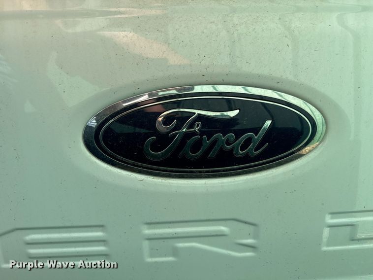image for item DX3609 2024 Ford F350 pickup truck bed