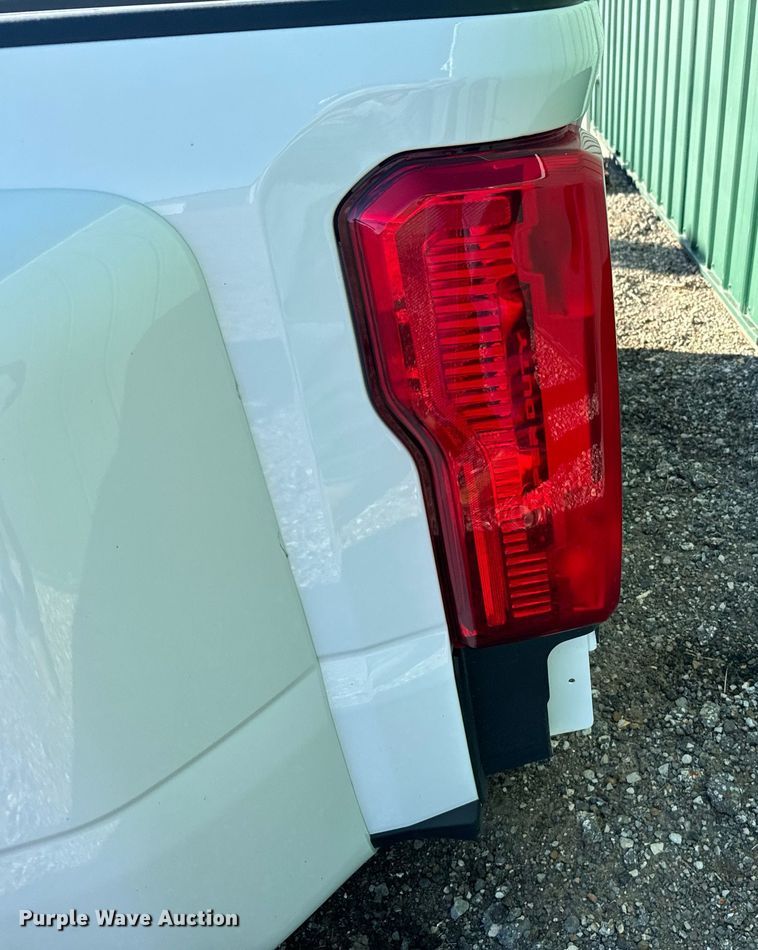 image for item DX3609 2024 Ford F350 pickup truck bed