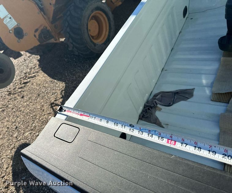 image for item DX3609 2024 Ford F350 pickup truck bed
