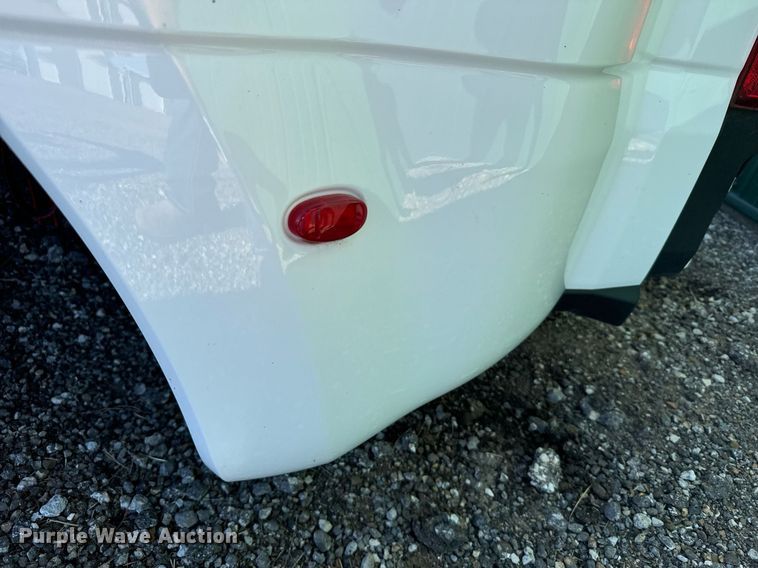 image for item DX3609 2024 Ford F350 pickup truck bed
