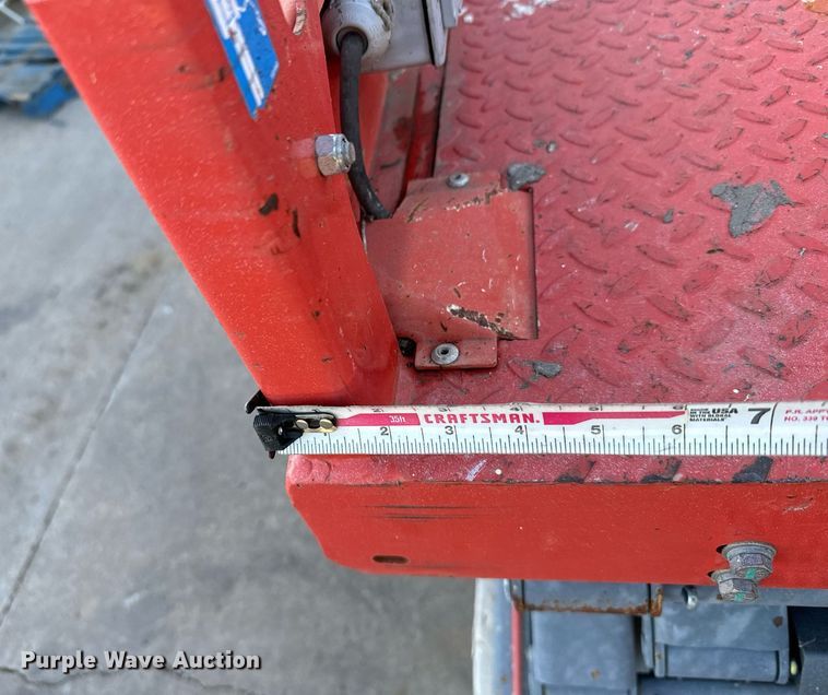 image for item DX3651 2013 Skyjack SJIH 3226 scissor lift