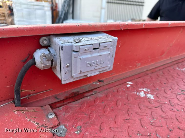 image for item DX3651 2013 Skyjack SJIH 3226 scissor lift