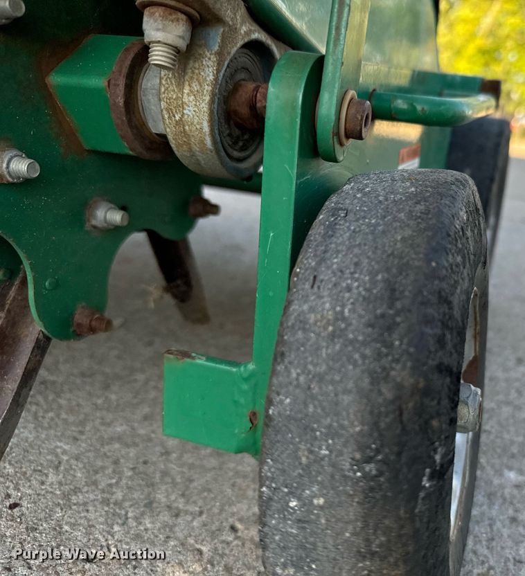 image for item DX3652 Billy Goat AE401 aerator 