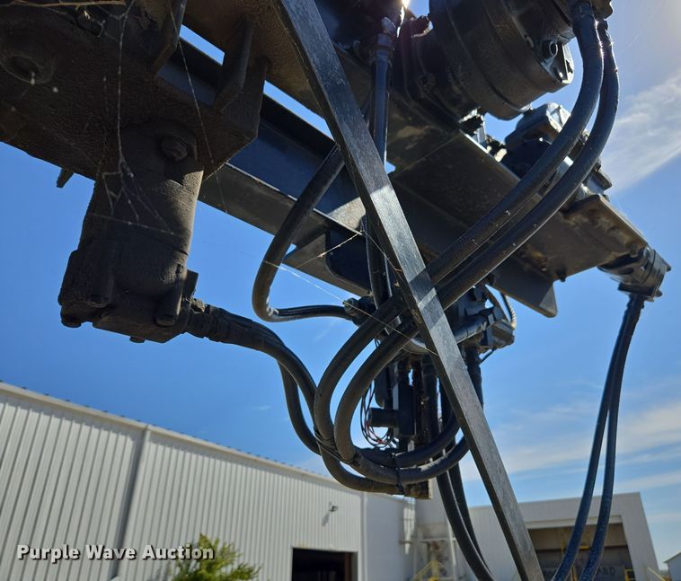 image for item EE7792 1997 Volvo WG Series  flatbed truck