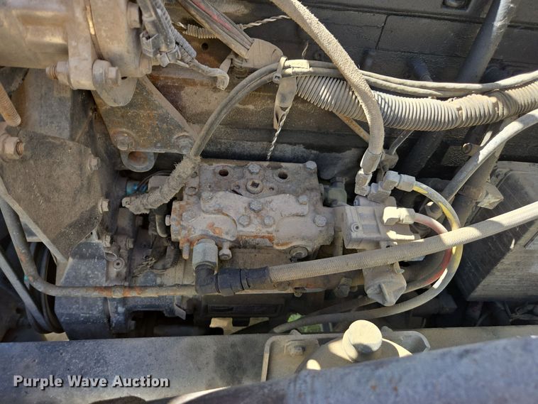 image for item EE7792 1997 Volvo WG Series  flatbed truck