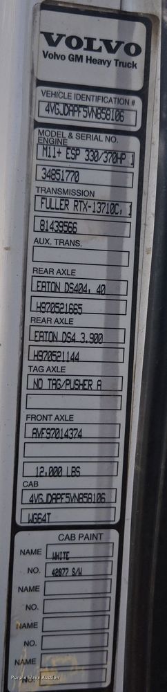 image for item EE7792 1997 Volvo WG Series  flatbed truck