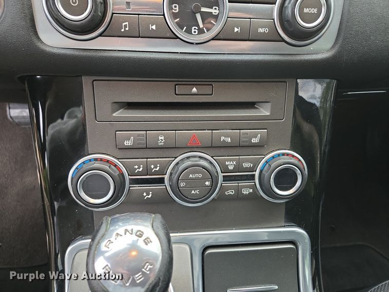 image for item EE8526 2011 Land Rover  Range Rover  SUV