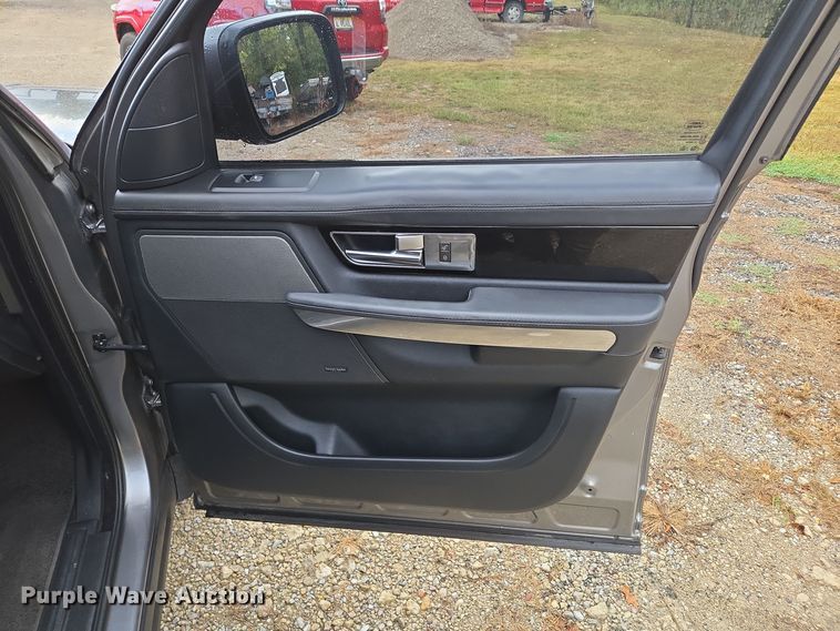 image for item EE8526 2011 Land Rover  Range Rover  SUV