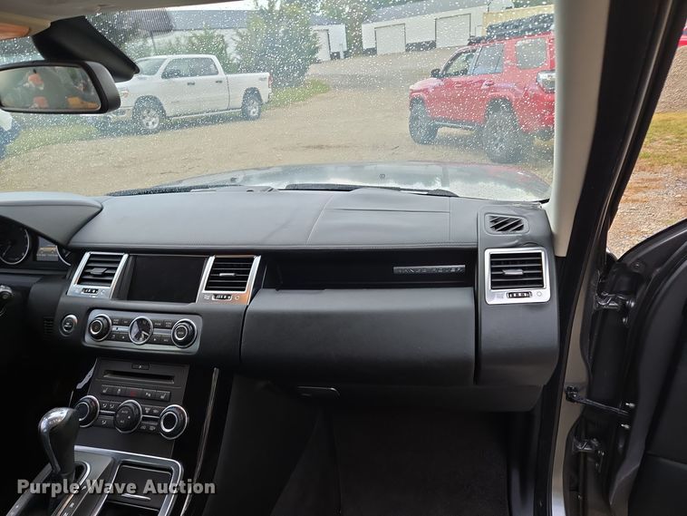 image for item EE8526 2011 Land Rover  Range Rover  SUV