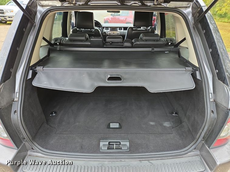 image for item EE8526 2011 Land Rover  Range Rover  SUV