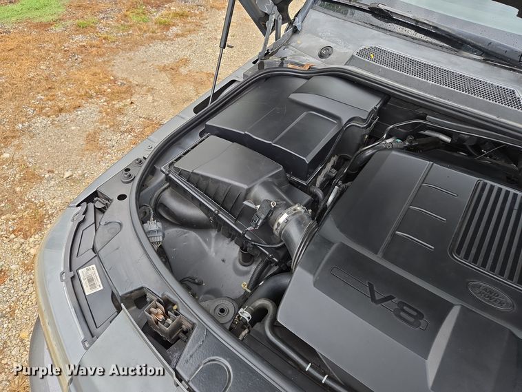 image for item EE8526 2011 Land Rover  Range Rover  SUV