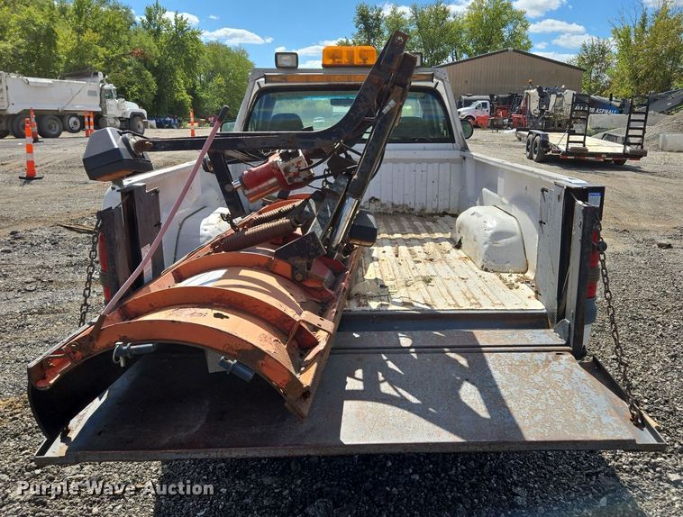 image for item EE8553 2001 Dodge Ram 2500 pickup truck