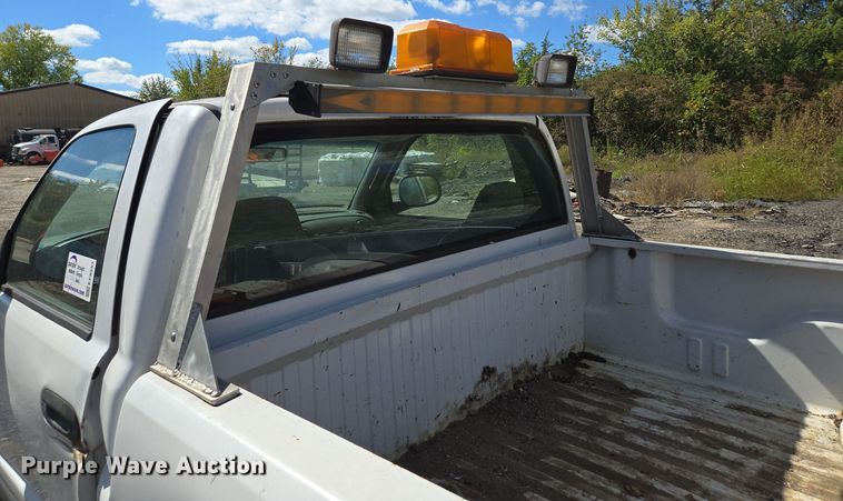 image for item EE8553 2001 Dodge Ram 2500 pickup truck