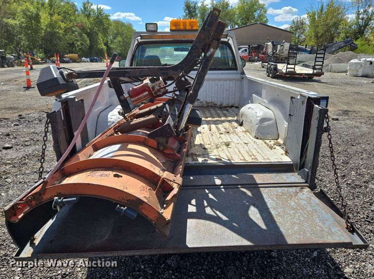 image for item EE8553 2001 Dodge Ram 2500 pickup truck