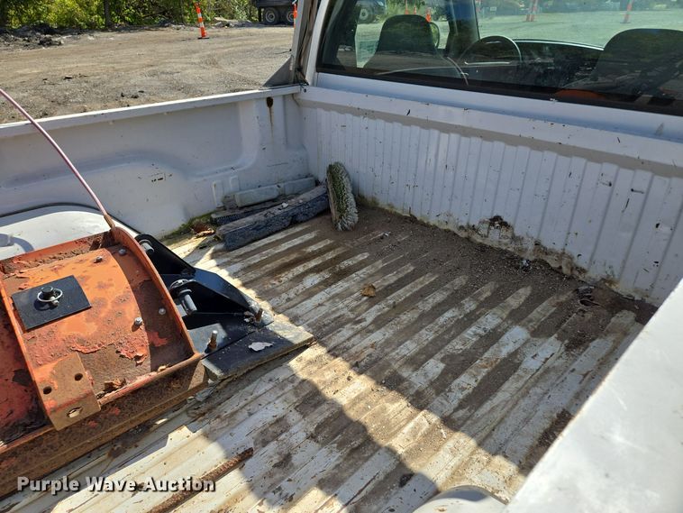 image for item EE8553 2001 Dodge Ram 2500 pickup truck