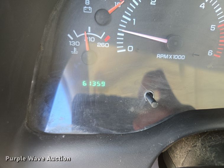 image for item EE8553 2001 Dodge Ram 2500 pickup truck