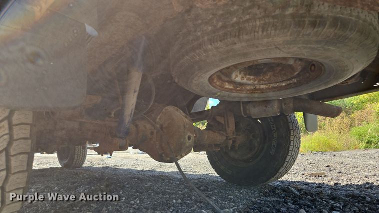 image for item EE8553 2001 Dodge Ram 2500 pickup truck