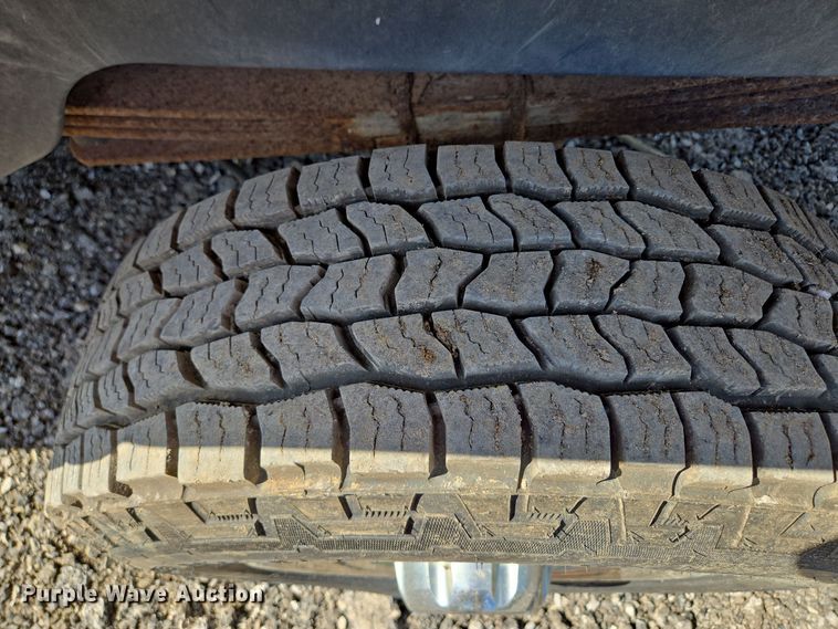 image for item EE8553 2001 Dodge Ram 2500 pickup truck