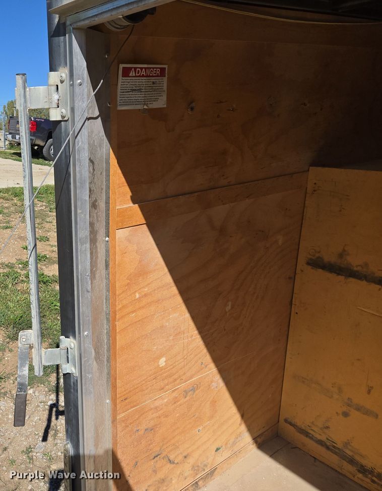 image for item EE8555 2019 United Trailers enclosed cargo trailer